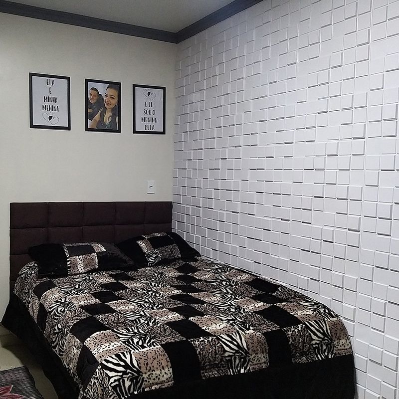 Papel-de-parede-3d-texturizado-branca-com-cubos-no-quarto