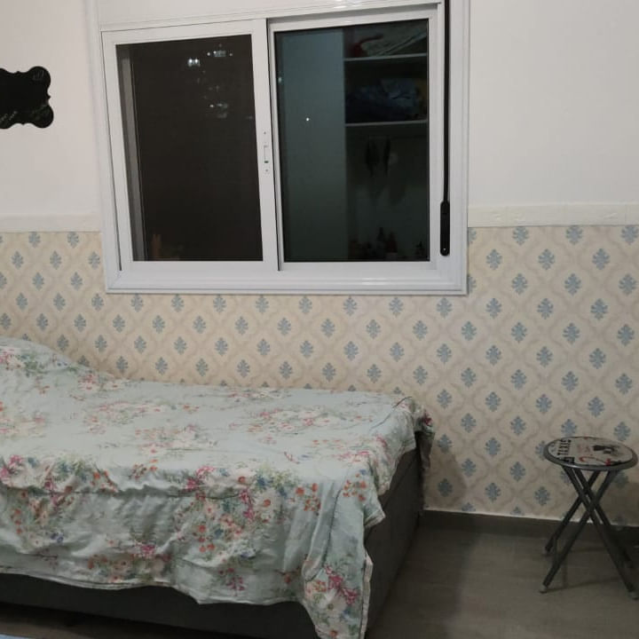 papel-de-Parede-Arabesco-bege-e-azul-para-quarto