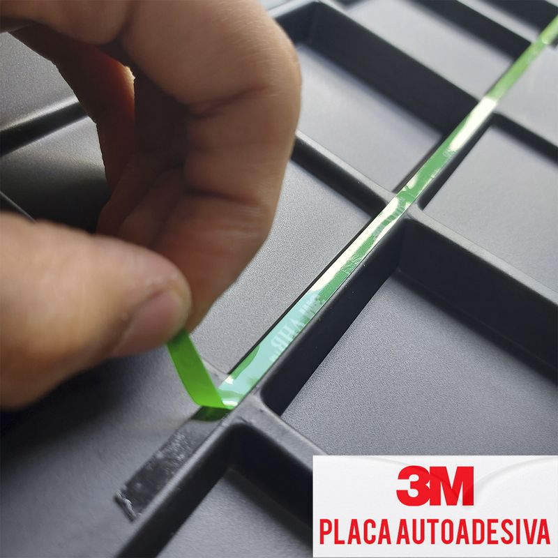Placa-3D-Adesiva-Pixel-Preta-50-x-50-detalhes-com-adesivo-3m