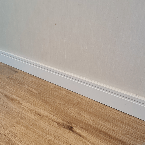 Rodapé Liso de Poliestireno 9 mm em Barra de 240 x 10 cm - Cor: Branco