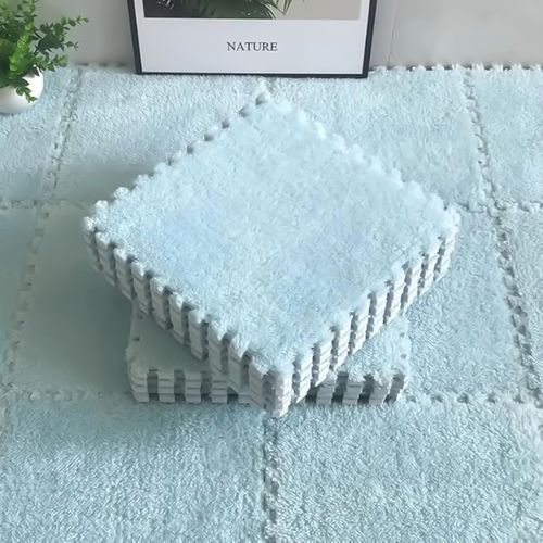 Tapete Tatame de Pelúcia em E.V.A. 30 x 30 cm - Cor: Azul